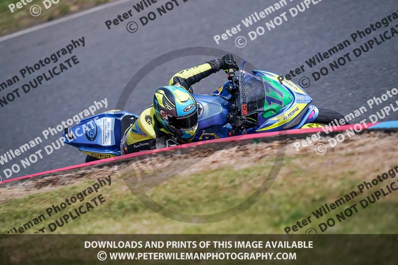 enduro digital images;event digital images;eventdigitalimages;mallory park;mallory park photographs;mallory park trackday;mallory park trackday photographs;no limits trackdays;peter wileman photography;racing digital images;trackday digital images;trackday photos